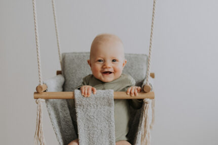 swing for children, baby swing, children´s swing, indoor swing, swing for children